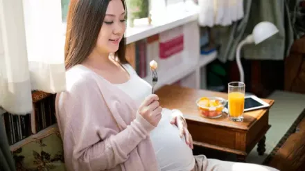 Expert Q&A: What’s the difference between eating enough and eating well?